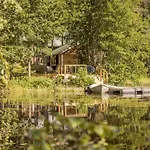 Yksityinen Jaervenrantakohde Ryhmille Sauna, Luonto Ja Oma Rauha Jamsa