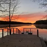 Yksityinen Jaervenrantakohde Ryhmille Sauna, Luonto Ja Oma Rauha * Jamsa