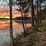 Holiday home Yksityinen Jaervenrantakohde Ryhmille Sauna, Luonto Ja Oma Rauha *