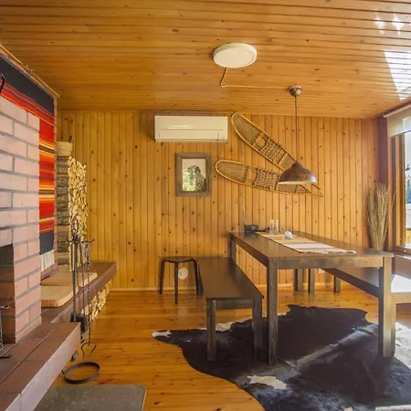 Yksityinen Jaervenrantakohde Ryhmille Sauna, Luonto Ja Oma Rauha Сasa de vacaciones *