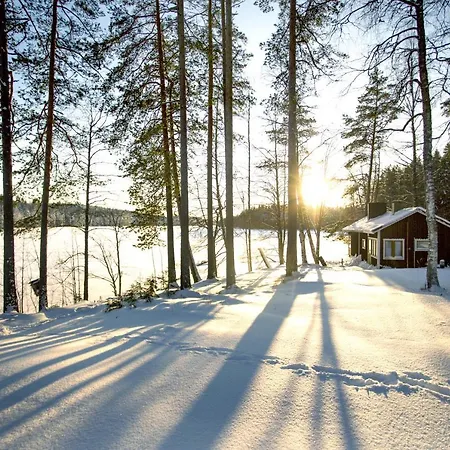 Vakantiehuis Palvia Glamping - Uniikki Lomapaikka Ryhmille *