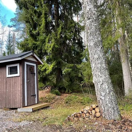 Yksityinen Jaervenrantakohde Ryhmille Sauna, Luonto Ja Oma Rauha Holiday home *
