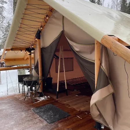 Vakantiehuis Yksityinen Jaervenrantakohde Ryhmille Sauna, Luonto Ja Oma Rauha *