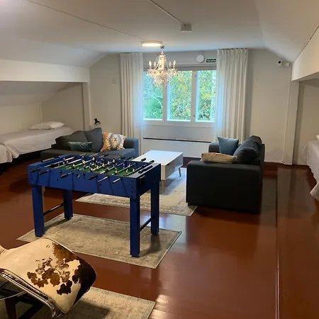 Vakantiehuis Palvia Glamping - Uniikki Lomapaikka Ryhmille *