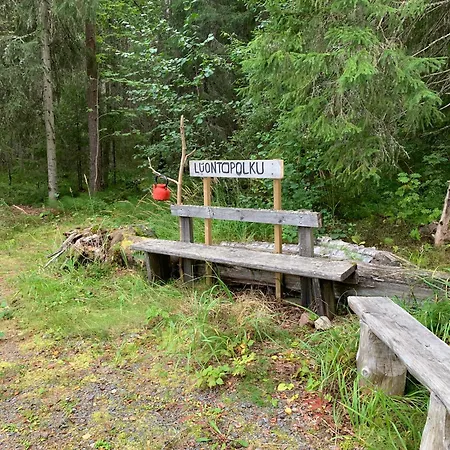 Semesterbostad Palvia Glamping - Uniikki Lomapaikka Ryhmille