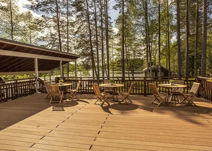 Semesterbostad Palvia Glamping - Uniikki Lomapaikka Ryhmille