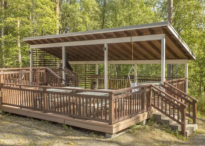 Palvia Glamping - Uniikki Lomapaikka Ryhmille Jämsä