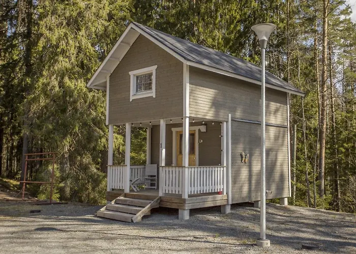 Semesterbostad Palvia Glamping - Uniikki Lomapaikka Ryhmille Jämsä